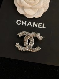 CHANEL 샤넬 브로우치 C212070